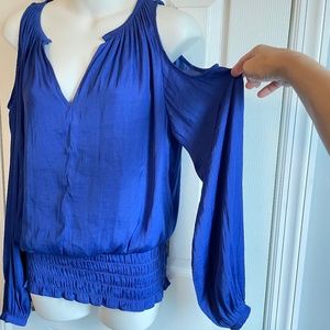 NWOT Jennifer Lopez top